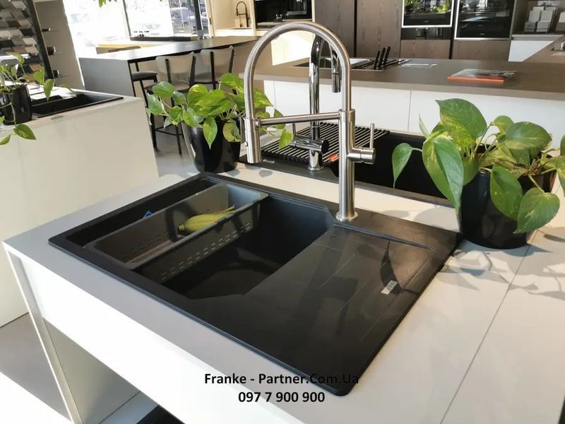 Кухонна мийка Franke Urban UBG 611-78 XL (114.0701.801) гранітна - врізна - оборотна - колір Білий - (пластиковий коландер у комлекті) 114.0701.801 фото