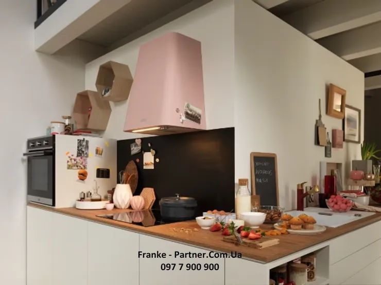 Кухонна витяжка Franke Smart Deco FSMD 508 RS (335.0530.201) рожевого кольору настінний монтаж, 50 см 335.0530.201 фото