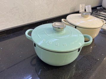 Каструля чавунна 24 см &mdash; 4.2 л Блакитна Smeg POT013 фото