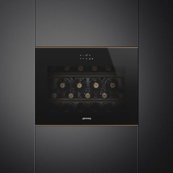Винні шафи Smeg CVI621RWNR3 CVI621RWNR3 фото